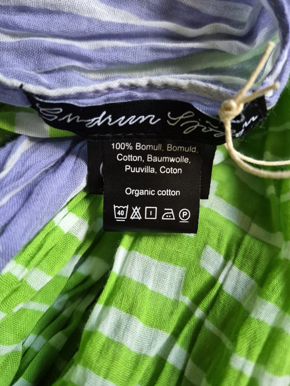 Gudrun Sjoden Hazel Shawl - Picture 5 of 8